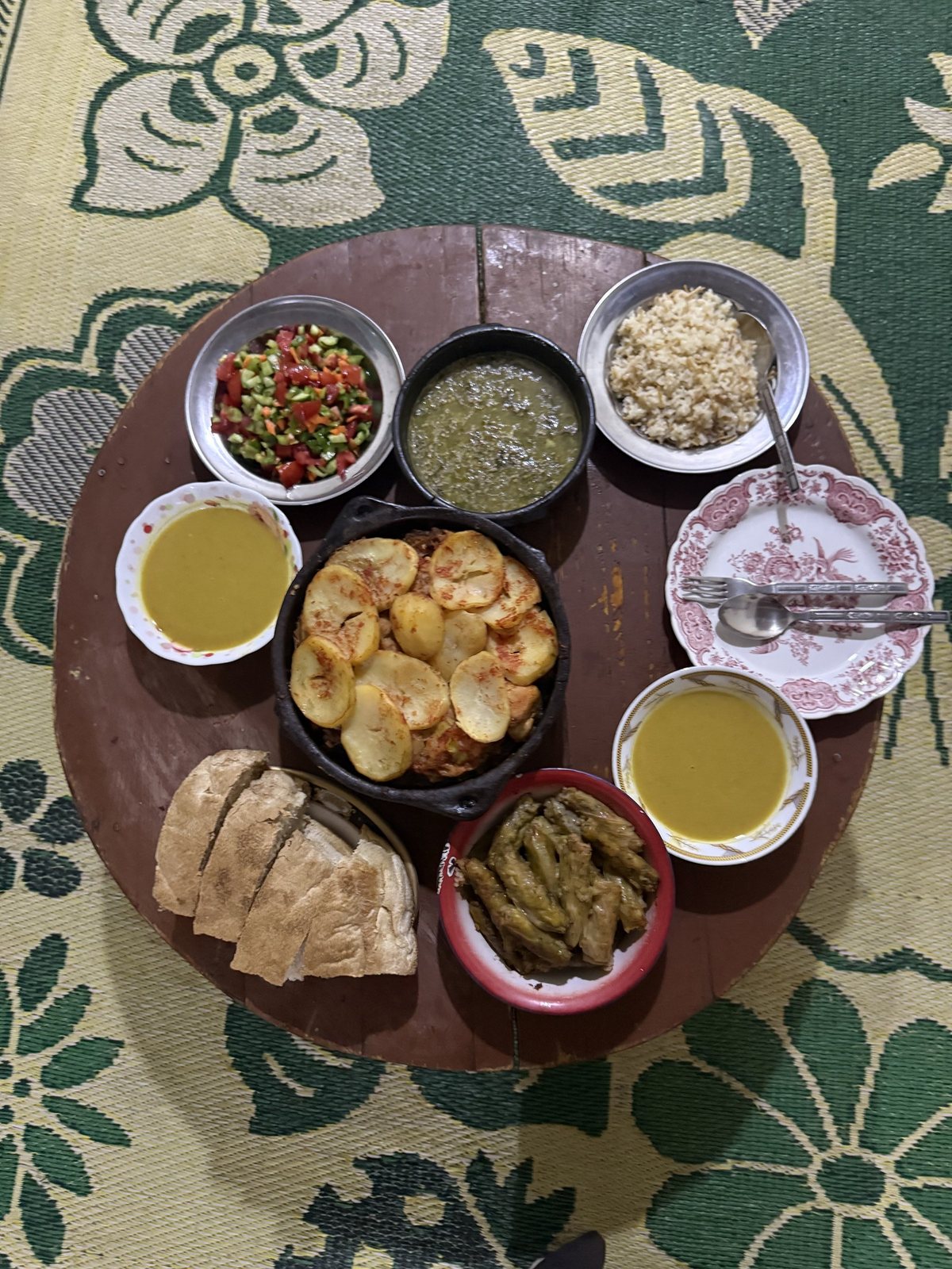 A shared Egyptian meal during the journey